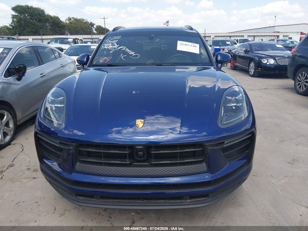 2024 PORSCHE MACAN T