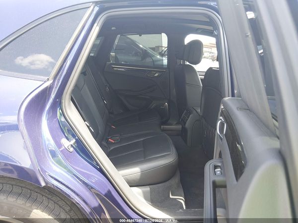 2024 PORSCHE MACAN T