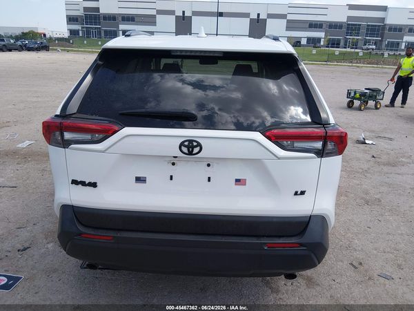 2019 TOYOTA RAV4 LE