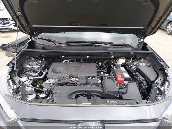 2025 TOYOTA RAV4 LE