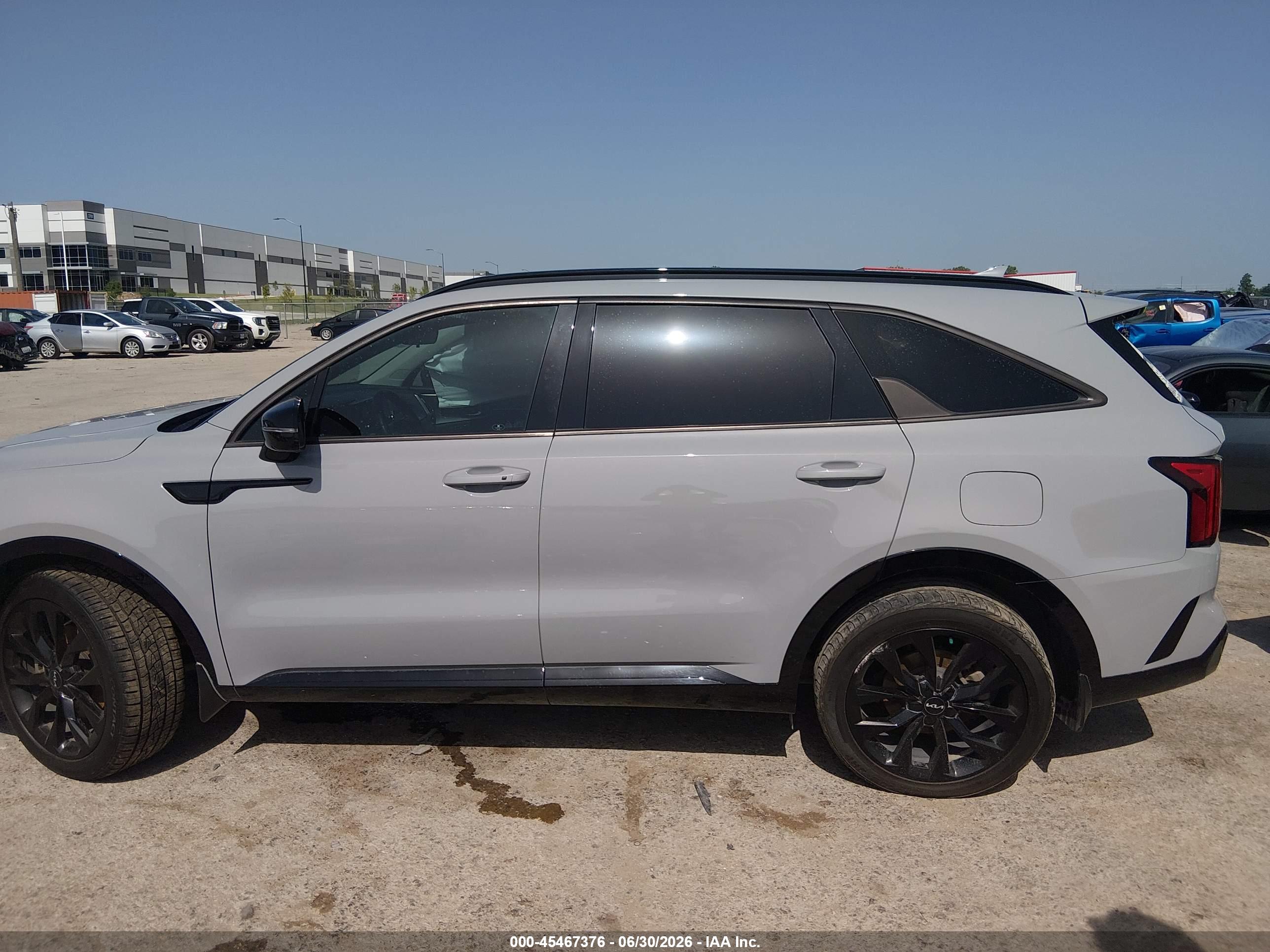 2022 KIA SORENTO SX