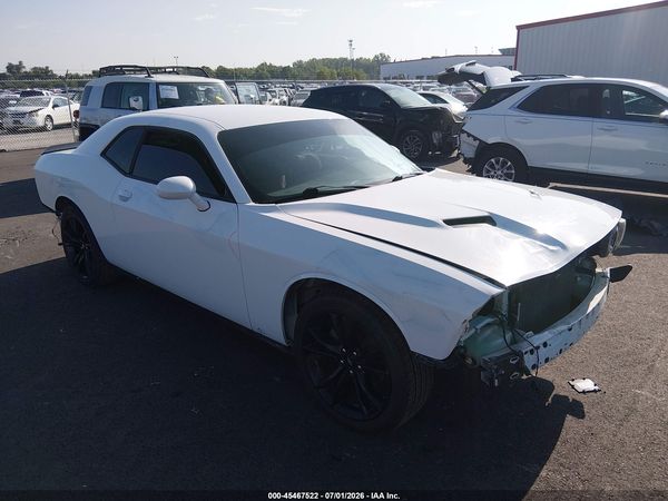 2018 DODGE CHALLENGER SXT