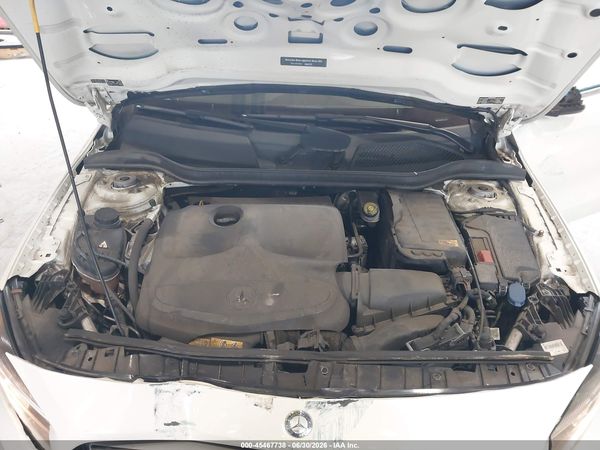 2015 MERCEDES-BENZ GLA 250 4MATIC