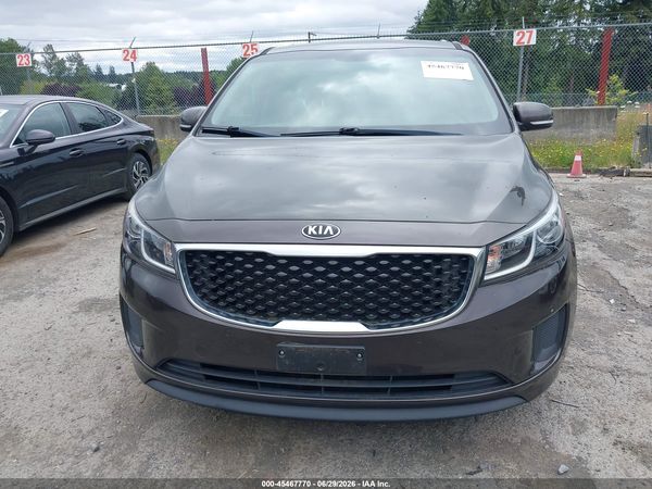 2017 KIA SEDONA LX
