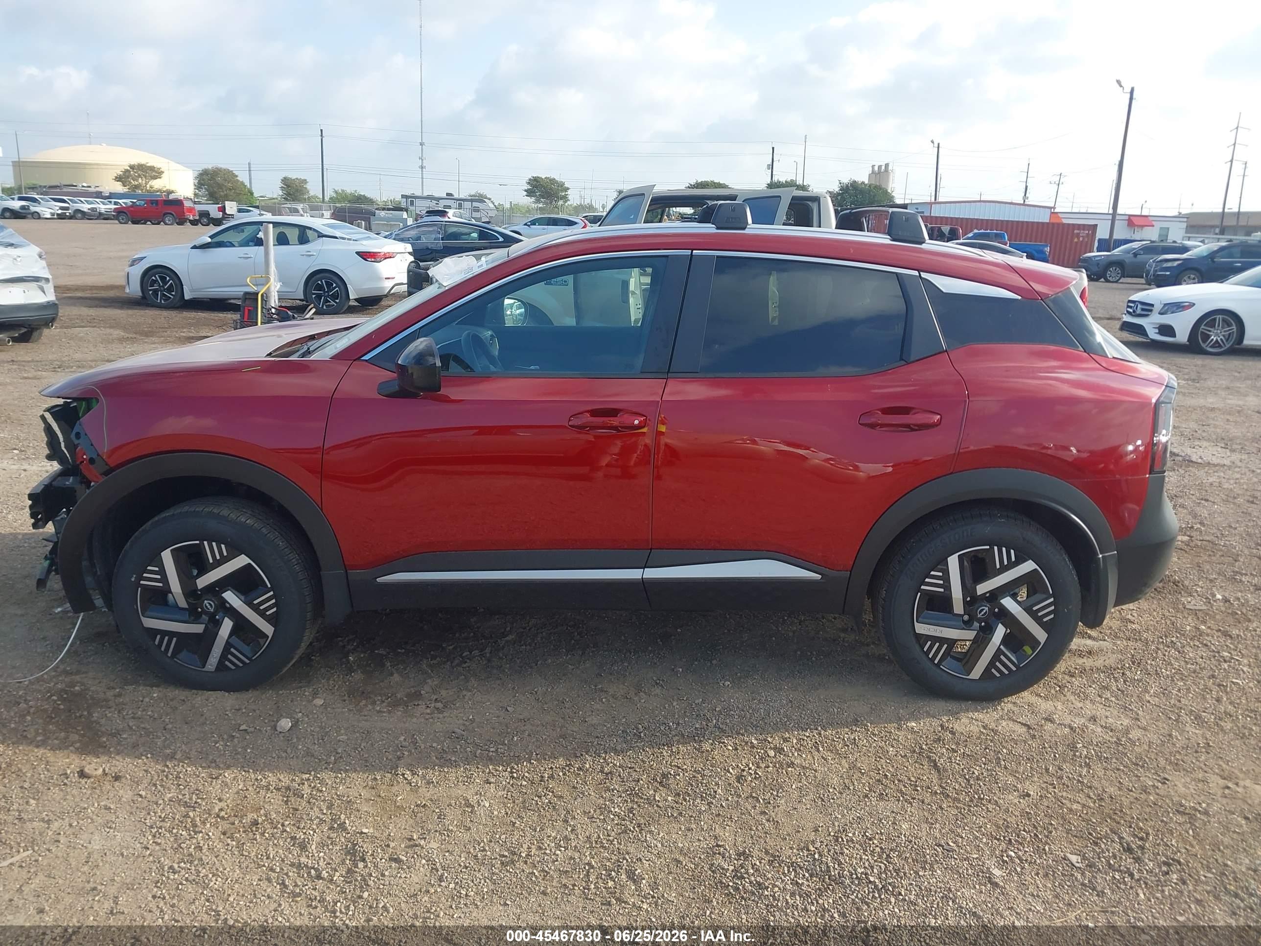2026 NISSAN KICKS SV