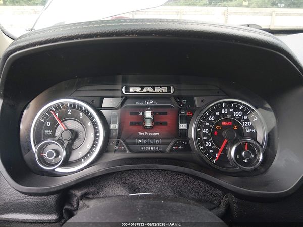 2019 RAM 1500 LARAMIE  4X4 5'7 BOX