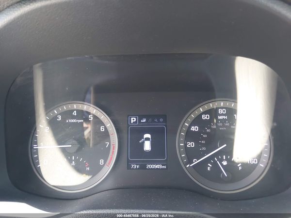 2017 HYUNDAI TUCSON SE