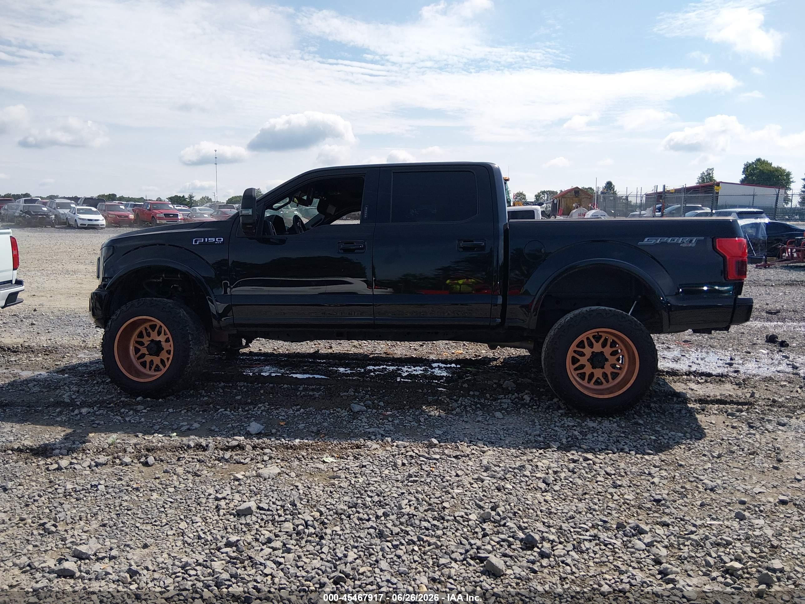 2018 FORD F-150 XLT