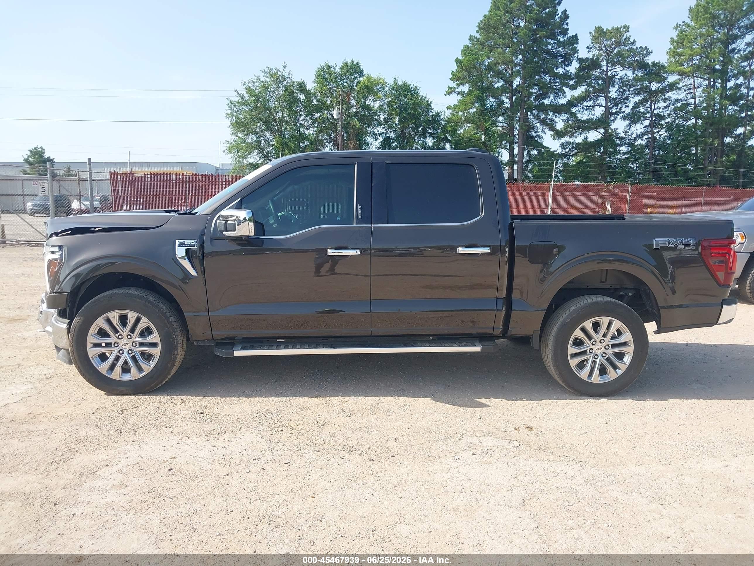 2024 FORD F-150 LARIAT