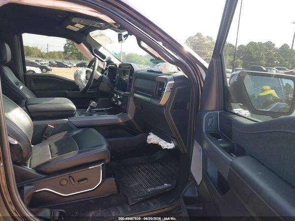 2024 FORD F-150 LARIAT