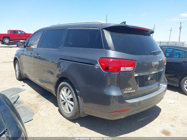 2016 KIA SEDONA LX
