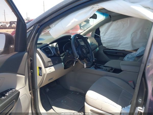 2016 KIA SEDONA LX