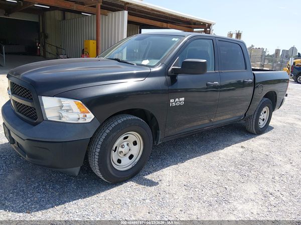 2018 RAM 1500 TRADESMAN  4X2 5'7 BOX