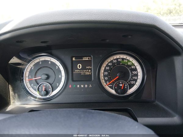 2018 RAM 1500 TRADESMAN  4X2 5'7 BOX