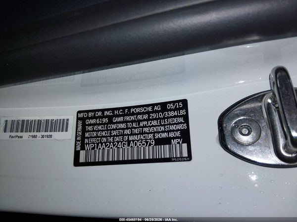 2016 PORSCHE CAYENNE