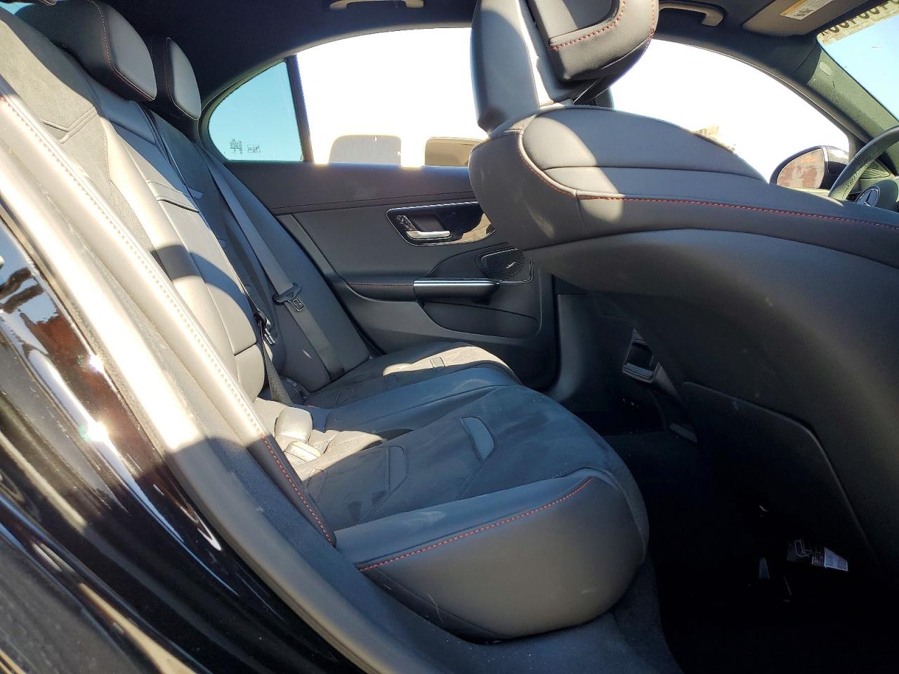 2025 MERCEDES-BENZ C