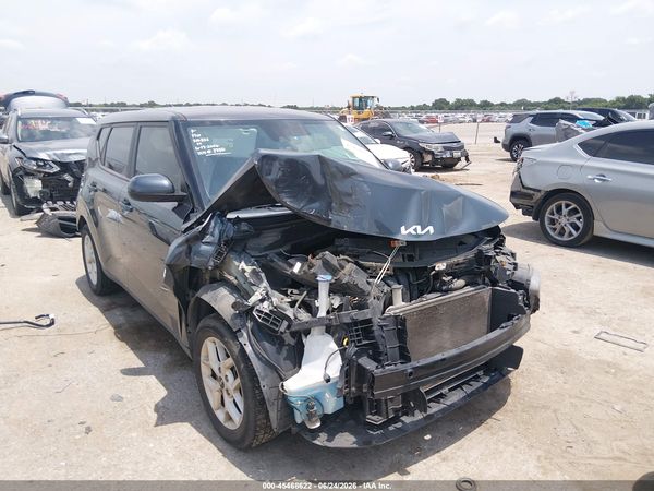 2022 KIA SOUL S