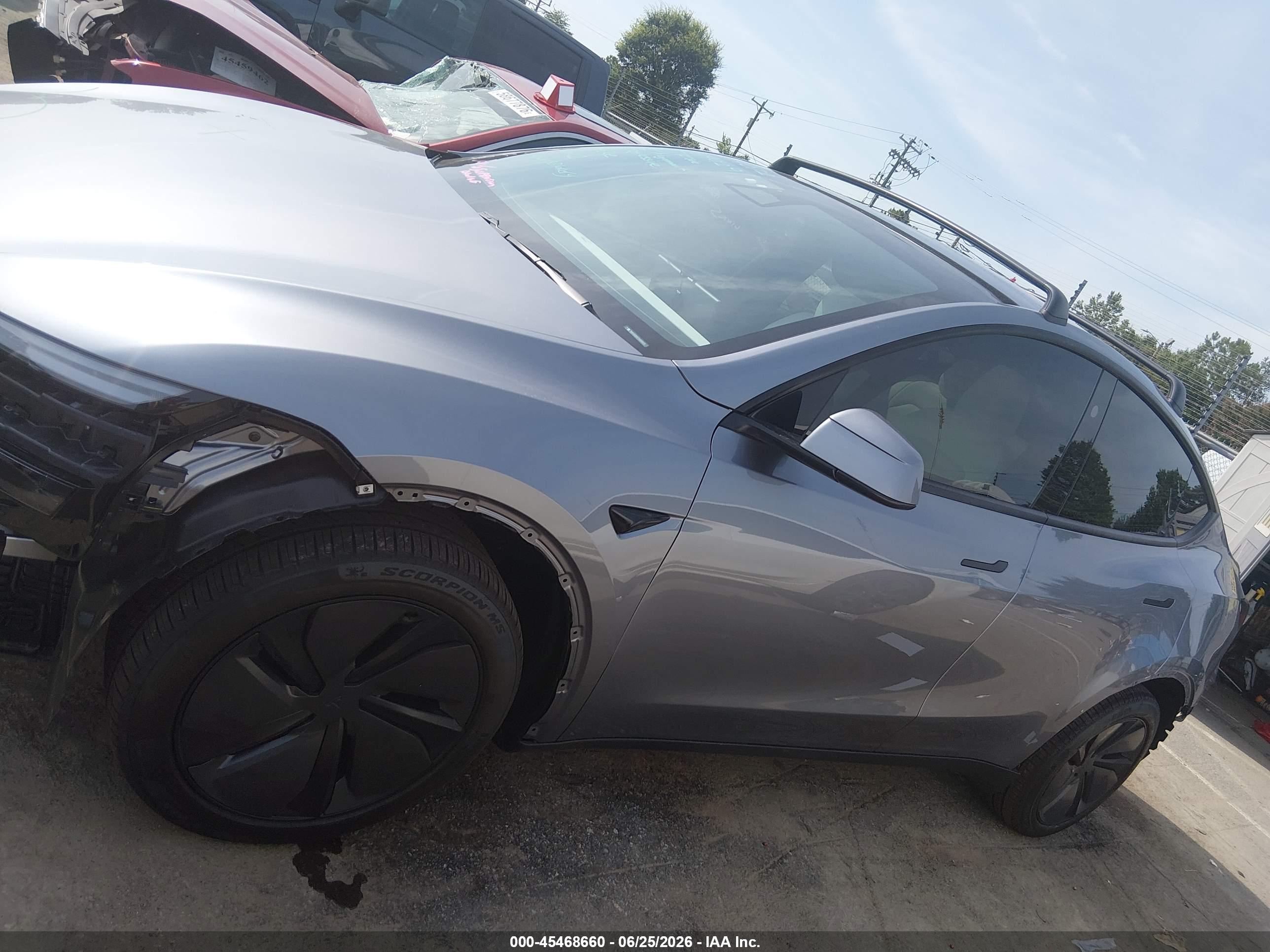 2026 TESLA MODEL Y