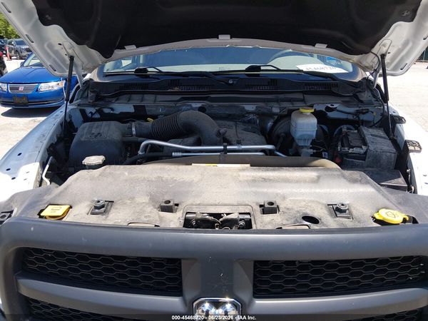 2018 RAM 2500 ST CREW CAB 4X4
