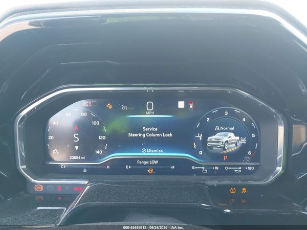 2025 CHEVROLET SILVERADO 1500 4WD  STANDARD BED LT — I7