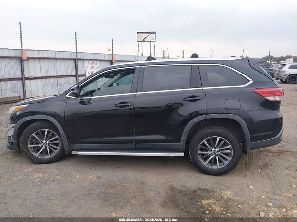 2019 TOYOTA HIGHLANDER XLE