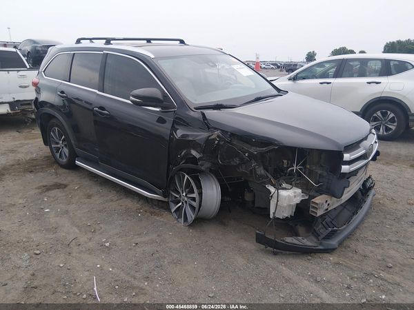 2019 TOYOTA HIGHLANDER XLE
