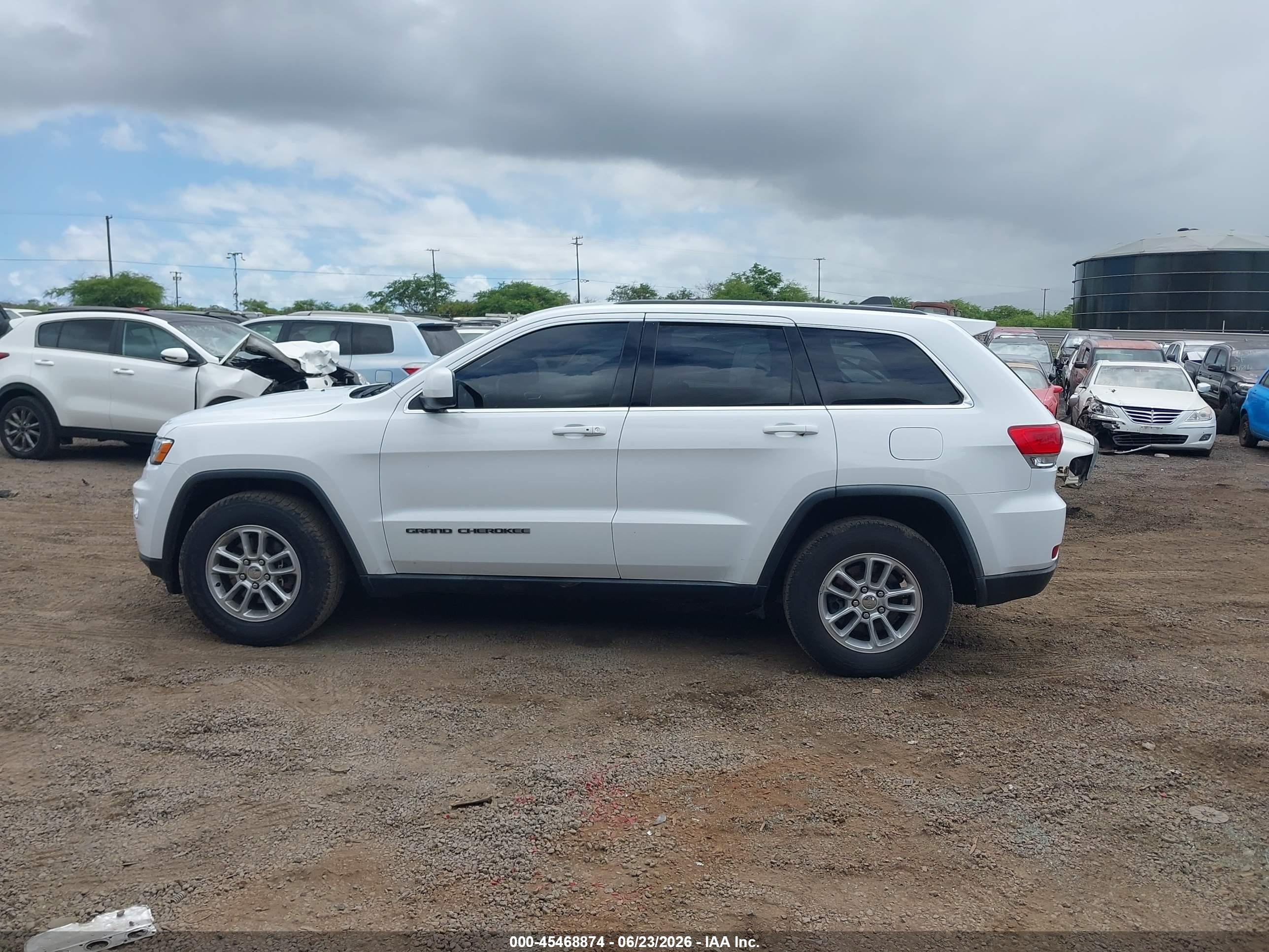2018 JEEP GRAND CHEROKEE LAREDO 4X4