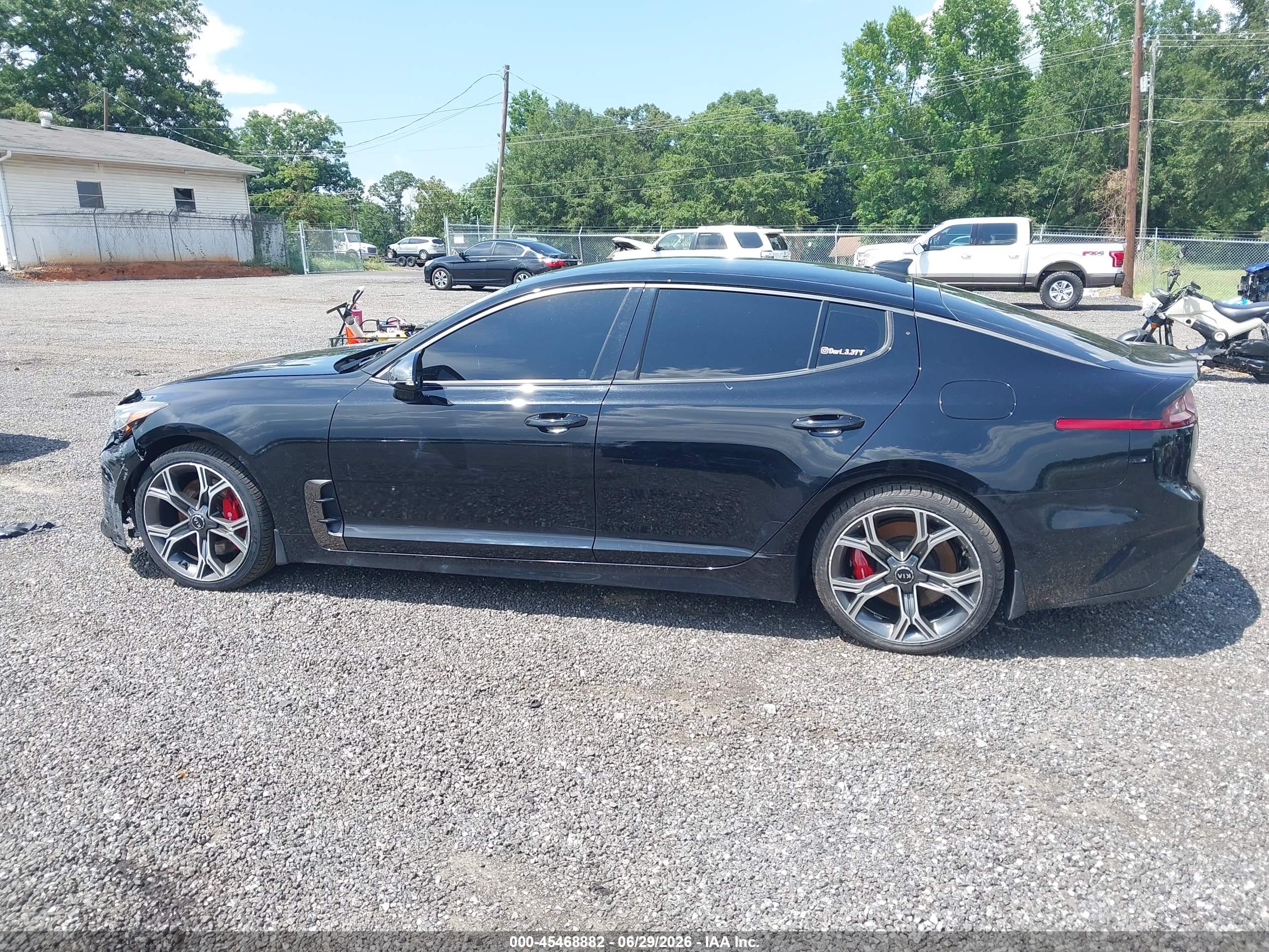 2019 KIA STINGER GT