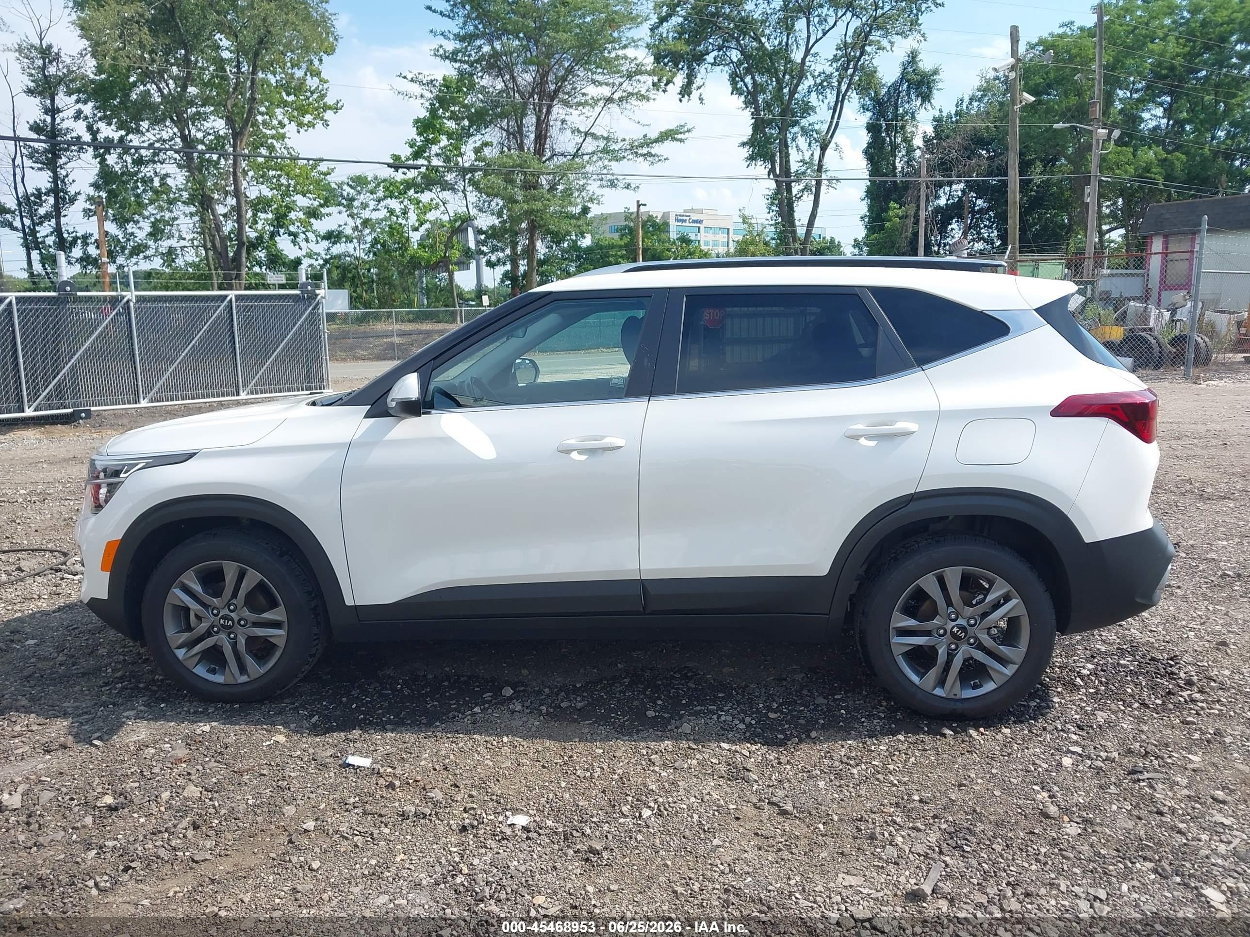 2021 KIA SELTOS S