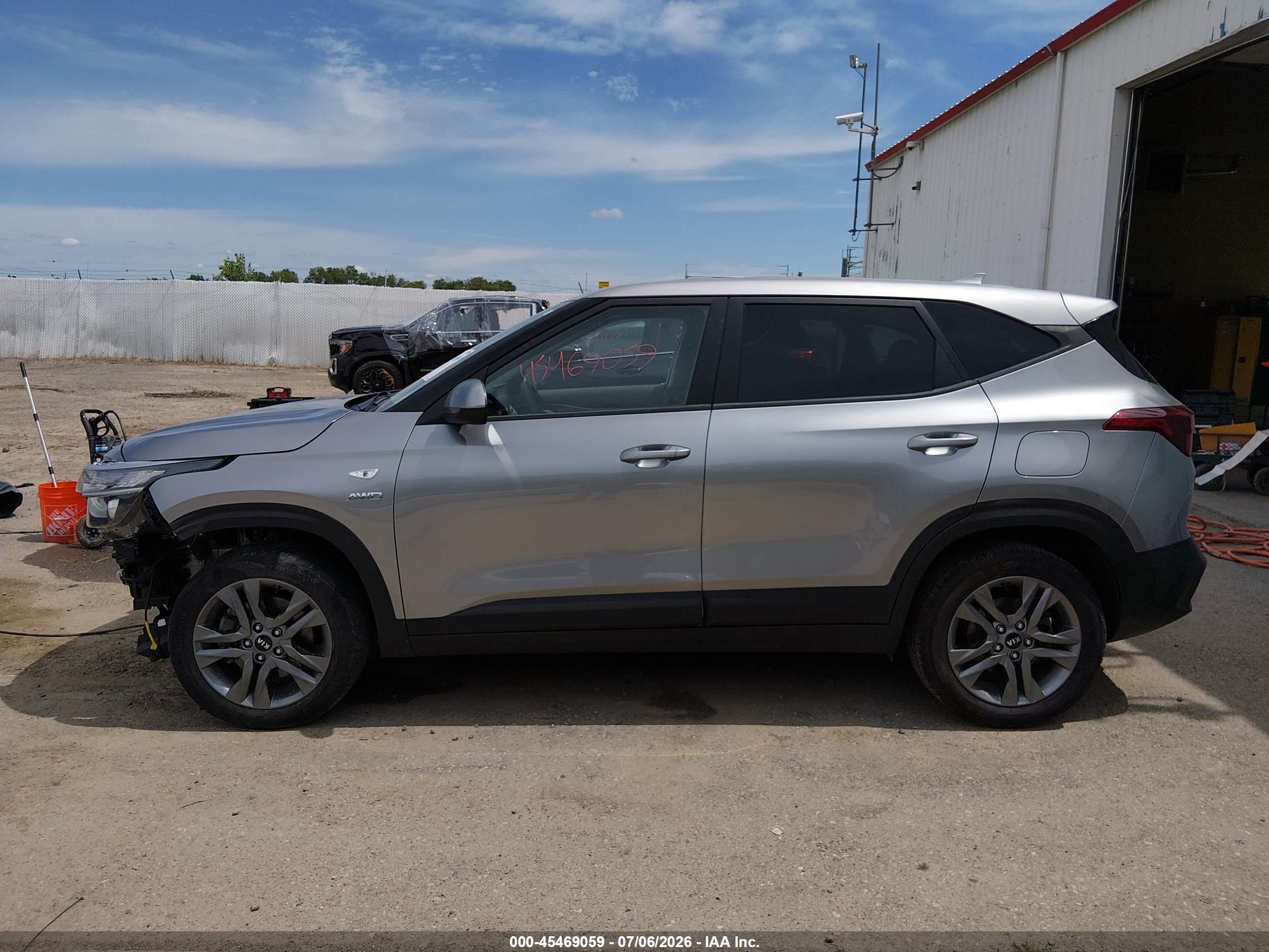 2021 KIA SELTOS LX