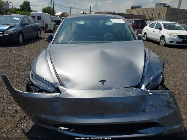2026 TESLA MODEL 3