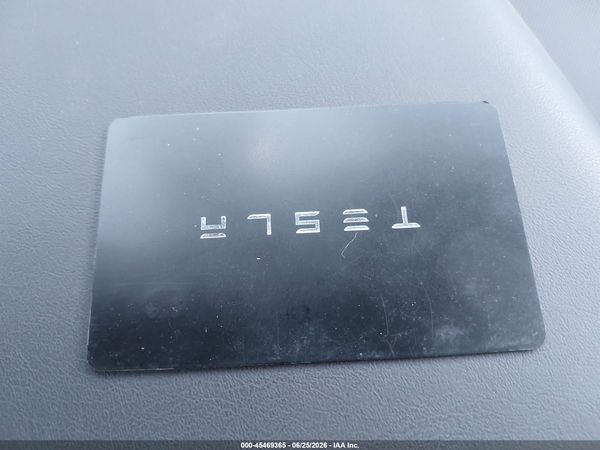 2026 TESLA MODEL 3