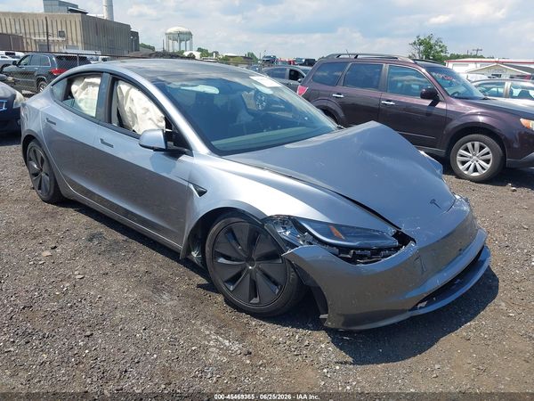2026 TESLA MODEL 3