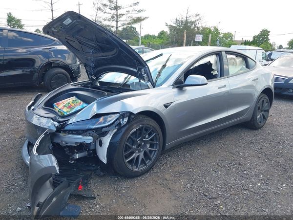 2026 TESLA MODEL 3