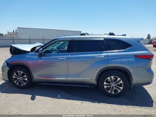 2021 TOYOTA HIGHLANDER HYBRID XLE