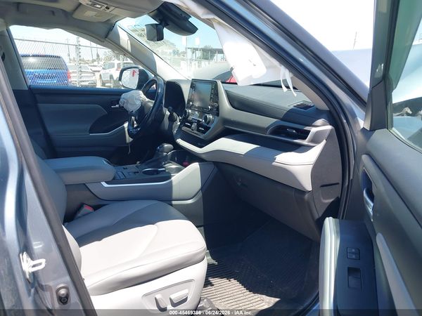 2021 TOYOTA HIGHLANDER HYBRID XLE