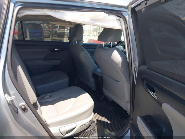 2021 TOYOTA HIGHLANDER HYBRID XLE