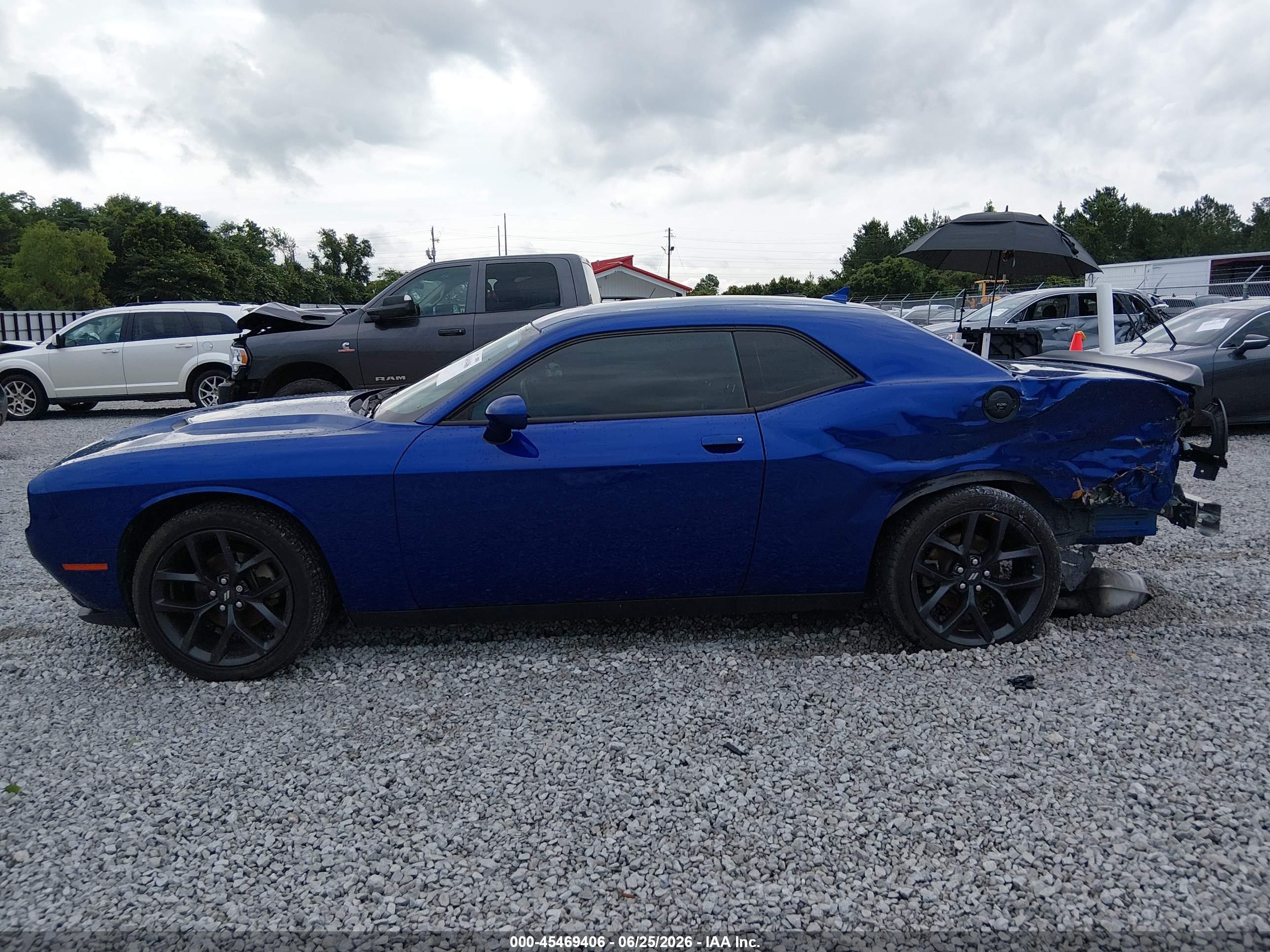 2021 DODGE CHALLENGER SXT