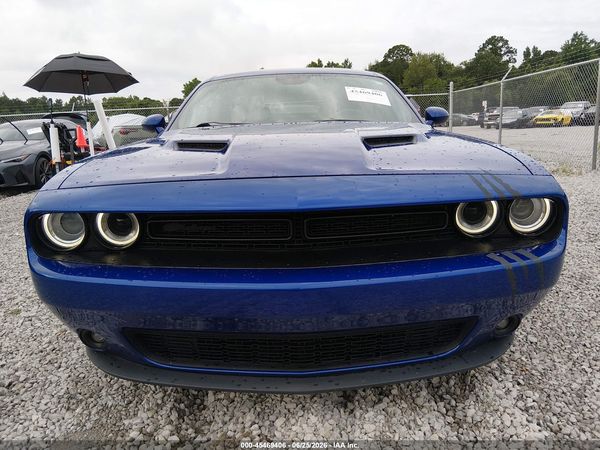 2021 DODGE CHALLENGER SXT