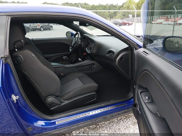 2021 DODGE CHALLENGER SXT