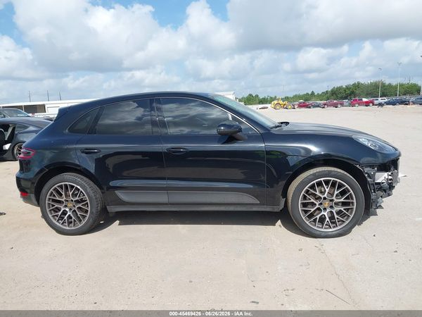 2018 PORSCHE MACAN