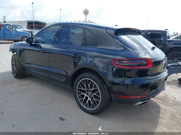 2018 PORSCHE MACAN