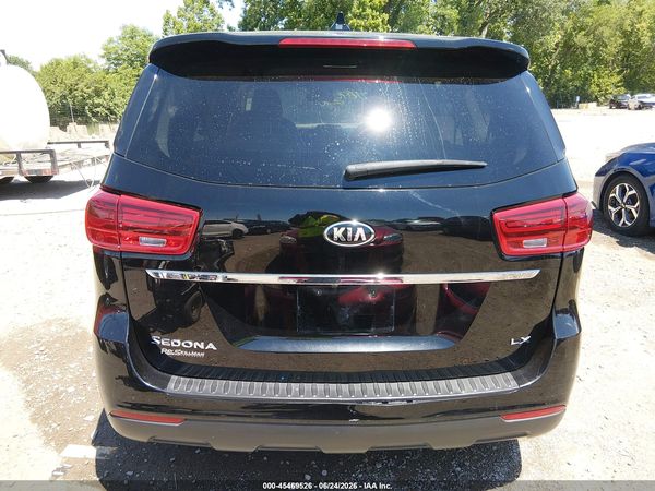 2019 KIA SEDONA LX