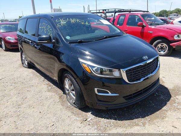 2019 KIA SEDONA LX