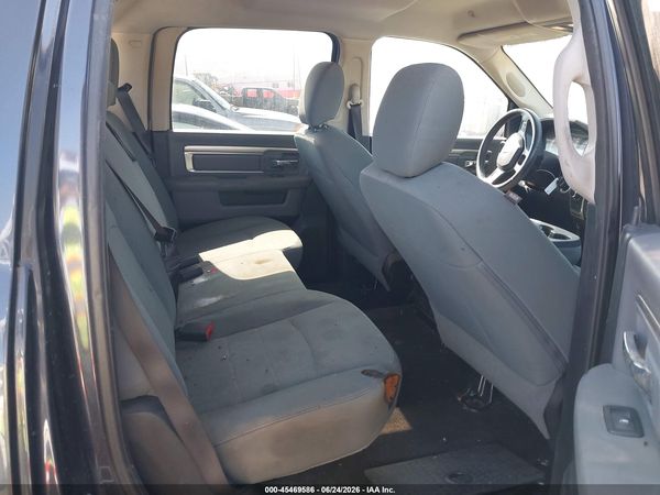 2017 RAM 1500 SLT  4X2 6'4 BOX