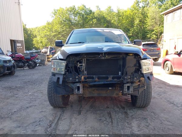 2018 RAM 1500 EXPRESS  4X4 6'4 BOX