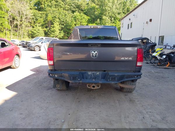 2018 RAM 1500 EXPRESS  4X4 6'4 BOX