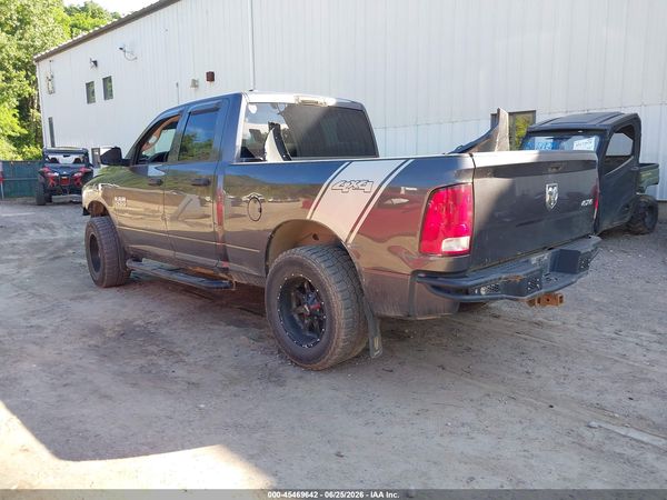 2018 RAM 1500 EXPRESS  4X4 6'4 BOX