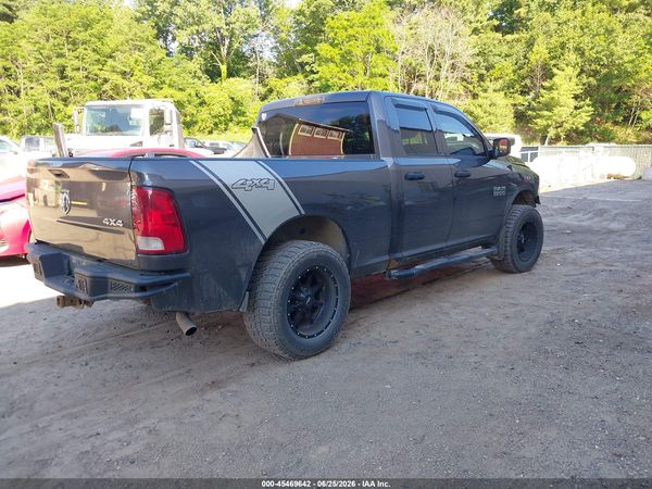 2018 RAM 1500 EXPRESS  4X4 6'4 BOX