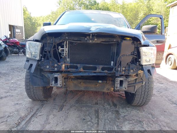2018 RAM 1500 EXPRESS  4X4 6'4 BOX